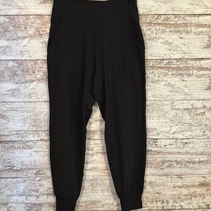 Lululemon Align Jogger size 6 Black